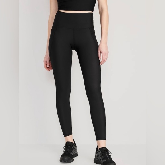 NWT! Black High-Waisted PowerSoft 7/8-Length Side-Pocket Legging - Medium Tall🏋️ - Picture 1 of 9